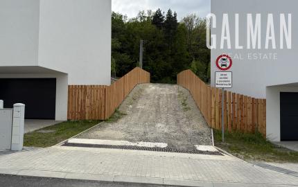 Novostavba 1,5i byt s veľkým exteriérom a BAZÉNOM, BA IV. Dúbravka, Agátova ul., 41,82 m2
