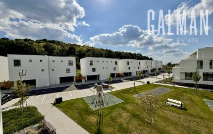 Novostavba Agáty s ext. BAZÉNOM, väčší 2i byt , BA IV. Dúbravka, Agátova ul., 60 m2