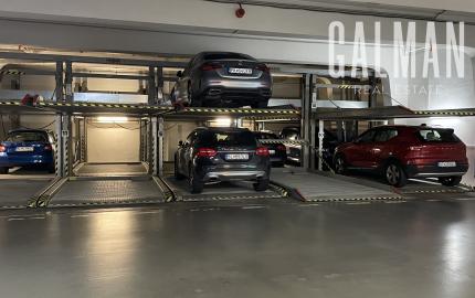 Nadštandardný veľkometrážny 2i byt v centre na nábreží Dunaja, Vajanského nábrežie, 106,60 m2