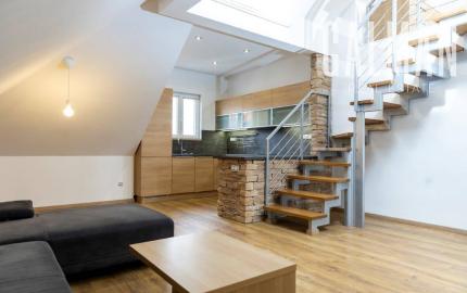 KVALITNÝ tehlový mezonetový byt  s TERASOU, BA III., Nové Mesto, Odborárska ul., 95 m2