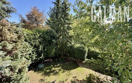 EXKLUZÍVNE Príjemný 5i RD v uzatvorenom a tichom súkromnom areáli na Kolibe, BA III. Trinásta ul., ÚP 282 m2