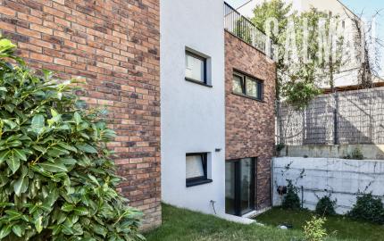 Novostavba 5 izbovej rodinnej vily s výhľadom na hrad a Dunaj
