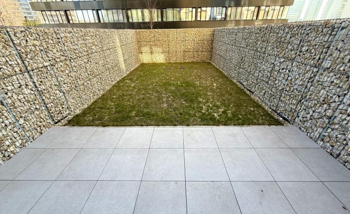 Jedinečný 2i byt s terasou a vlastnou ZÁHRADOU v centre DOWNTOWNU, METROPOLIS, Bottova ul., 110,24 m2 - fotografia 4