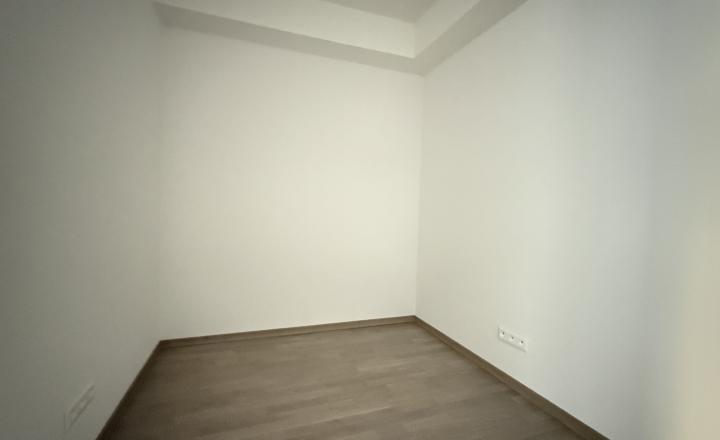 Jedinečný 2i byt s terasou a vlastnou ZÁHRADOU v centre DOWNTOWNU, METROPOLIS, Bottova ul., 110,24 m2 - fotografia 7