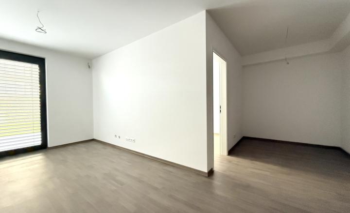 Jedinečný 2i byt s terasou a vlastnou ZÁHRADOU v centre DOWNTOWNU, METROPOLIS, Bottova ul., 110,24 m2 - fotografia 8
