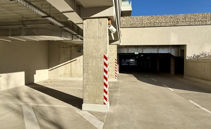 Jedinečný 2i byt s terasou a vlastnou ZÁHRADOU v centre DOWNTOWNU, METROPOLIS, Bottova ul., 110,24 m2 - fotografia 17