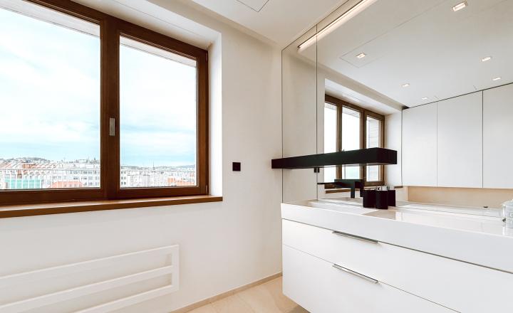 Penthouse s dvoma terasami na pešej zóne Starého Mesta - fotografia 19