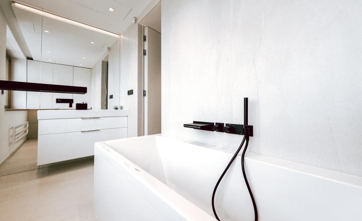 Penthouse s dvoma terasami na pešej zóne Starého Mesta - fotografia 18