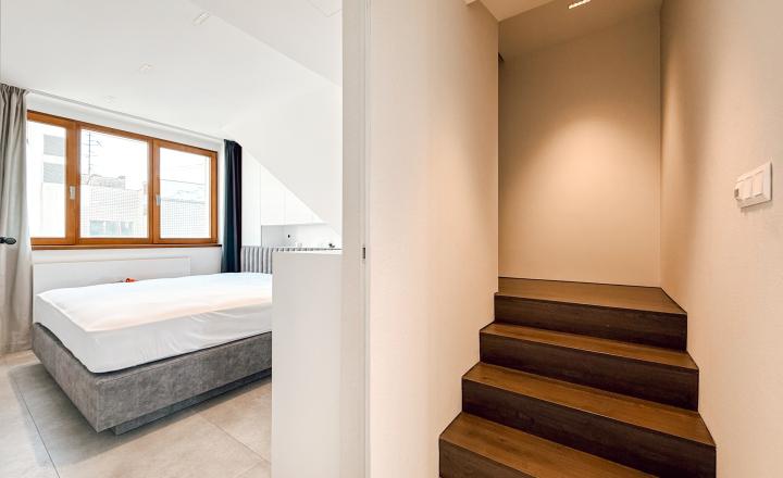 Penthouse s dvoma terasami na pešej zóne Starého Mesta - fotografia 13