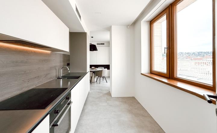 Penthouse s dvoma terasami na pešej zóne Starého Mesta - fotografia 11