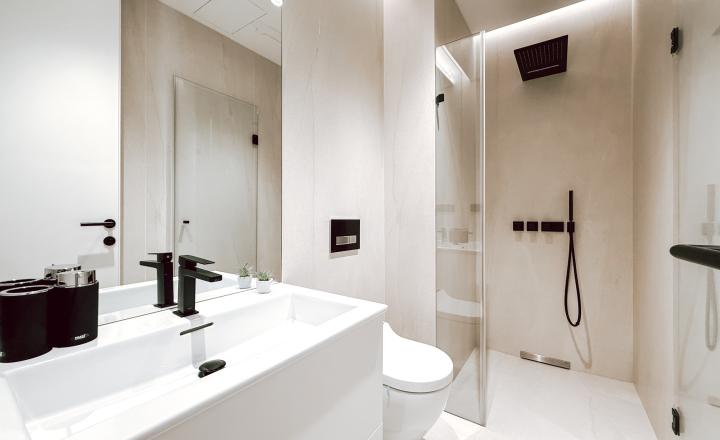 Penthouse s dvoma terasami na pešej zóne Starého Mesta - fotografia 21