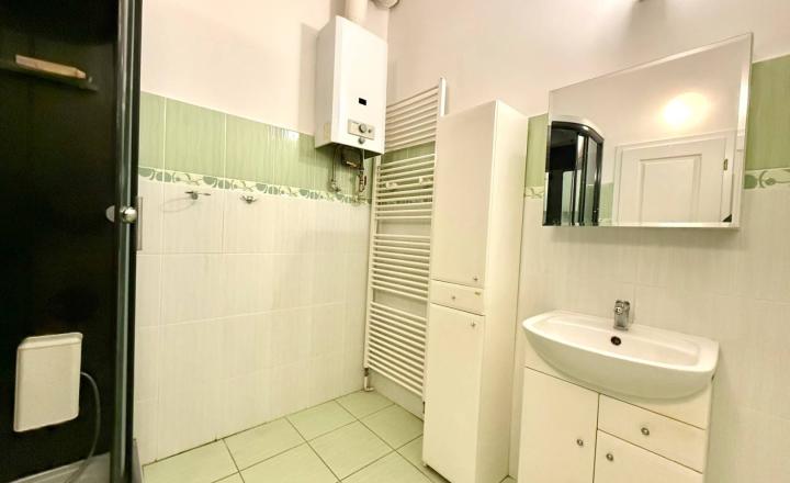 Predaj 5i RD s vinnou pivnicou v centre na námestí, Svätý Jur, Prostredná ul., 377 m2 - fotografia 13