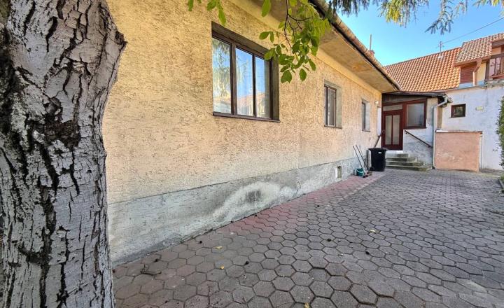 Predaj 5i RD s vinnou pivnicou v centre na námestí, Svätý Jur, Prostredná ul., 377 m2 - fotografia 16