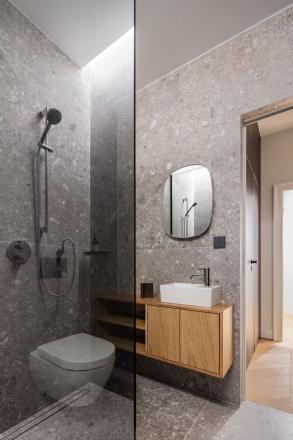 Prestížny luxusný 4 izbový byt na pešej zóne - Staré Mesto - fotografia 17