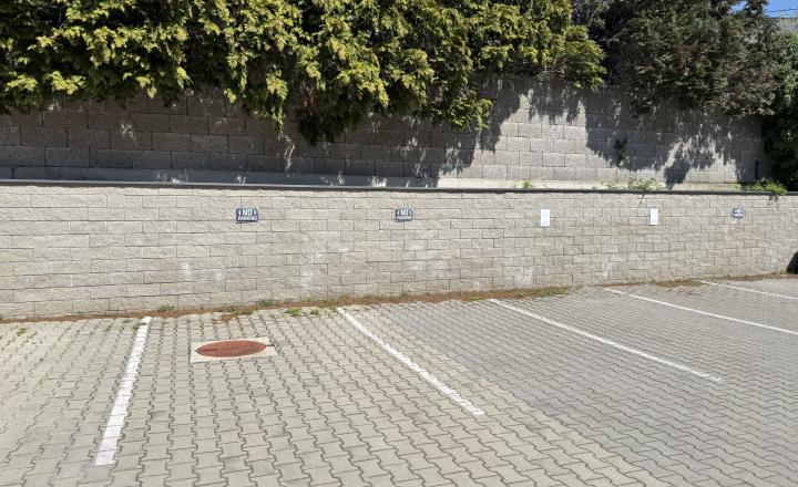 Charizmatický 3 izbový byt v komornom bytovom dome s výhľadom na Slavín - fotografia 23