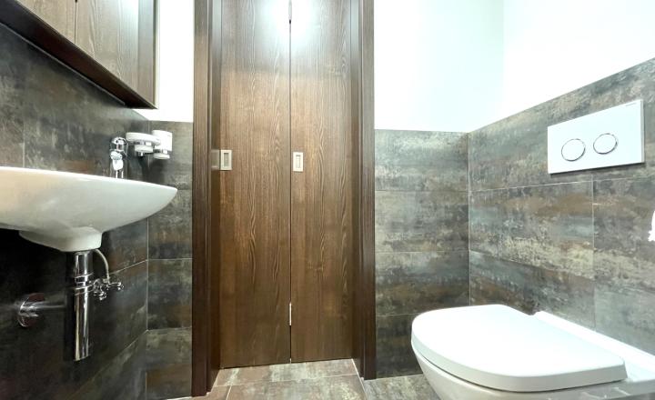 Nadštandardný veľkometrážny 2i byt v centre na nábreží Dunaja, Vajanského nábrežie, 106,60 m2 - fotografia 12