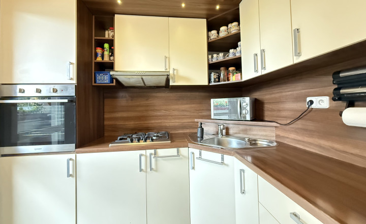 PRÍJEMNÝ 3 izbový byt, TOP lokalita na začiatku Petržalky , Mlynarovičova ul., 76,20 m2 - fotografia 10