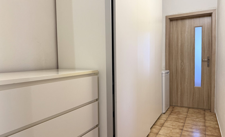 PRÍJEMNÝ 3 izbový byt, TOP lokalita na začiatku Petržalky , Mlynarovičova ul., 76,20 m2 - fotografia 13